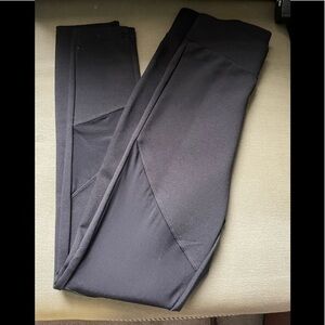 Leggings women’s mesh Detail Black  SMALL NWOT